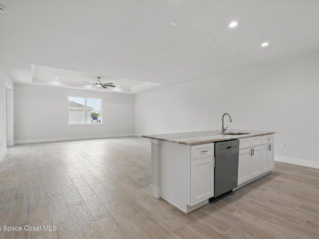 282 Americana Boulevard, Palm Bay, FL 32907