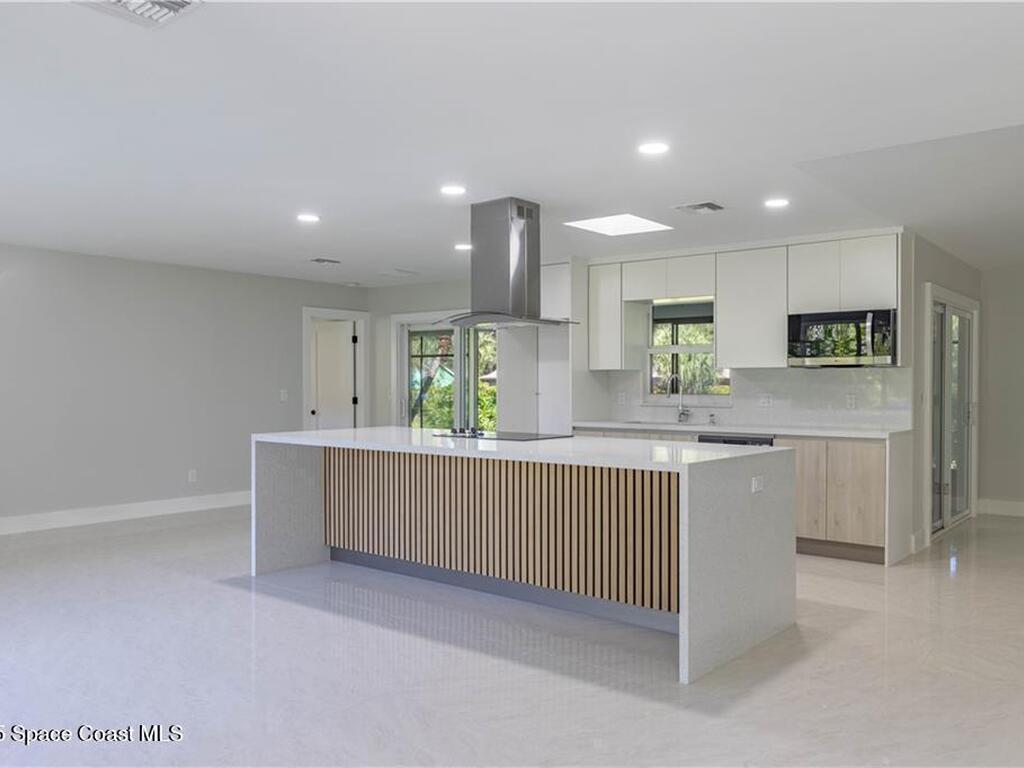 5740 36th Place, Vero Beach, FL 32966