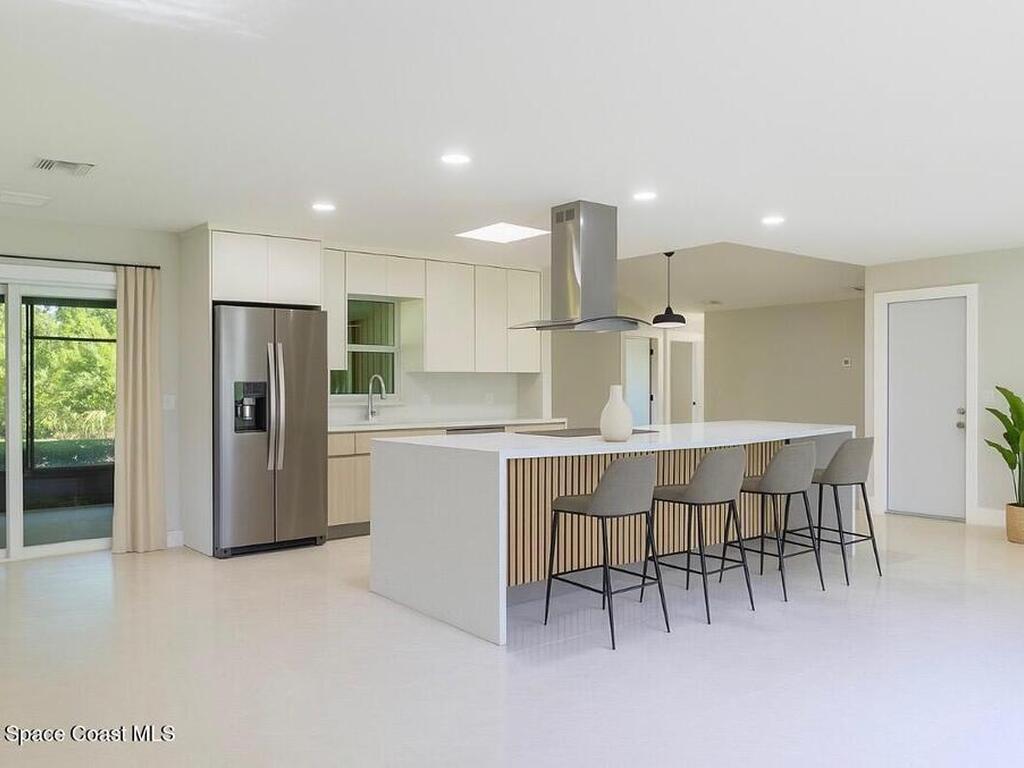 5740 36th Place, Vero Beach, FL 32966