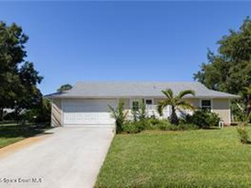 5740 36th Place, Vero Beach, FL 32966