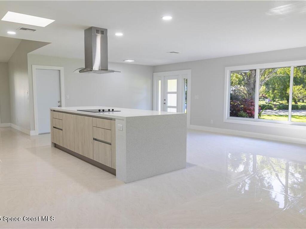 5740 36th Place, Vero Beach, FL 32966