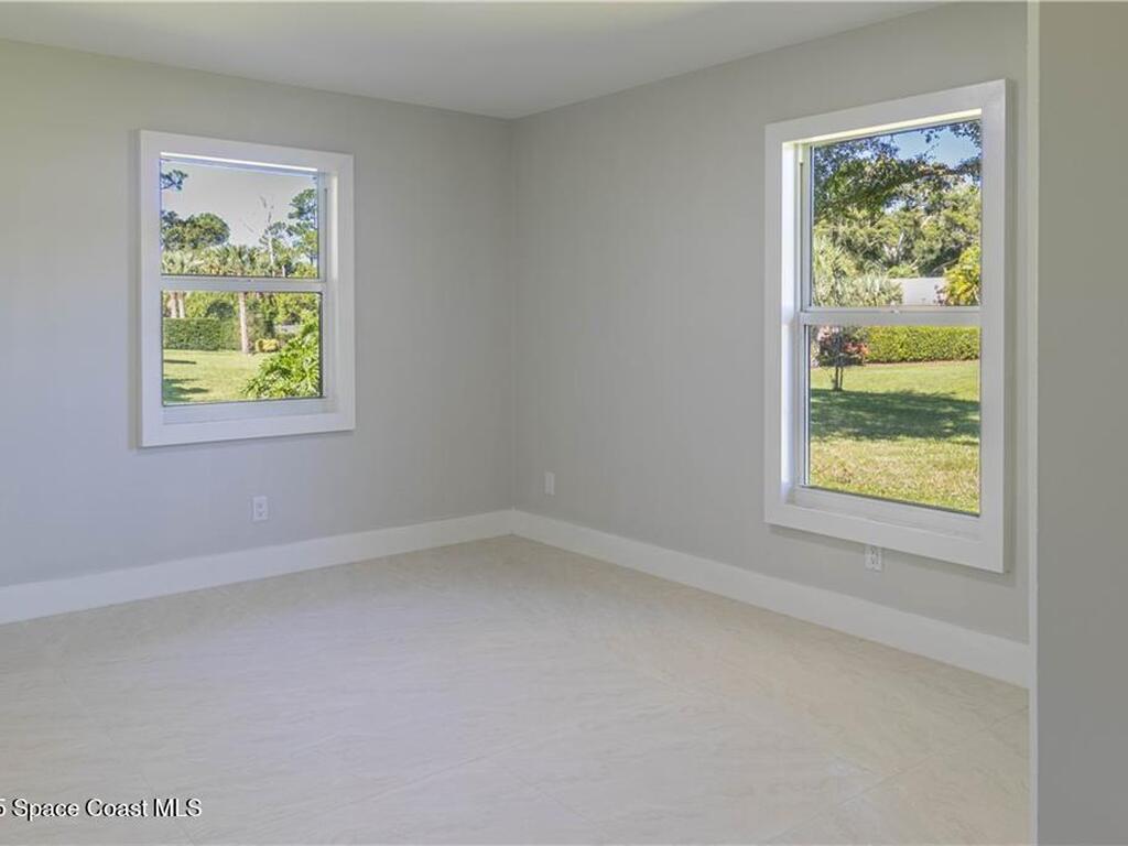 5740 36th Place, Vero Beach, FL 32966