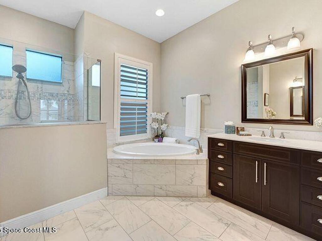 3882 Durksly Drive, Suntree, FL 32940