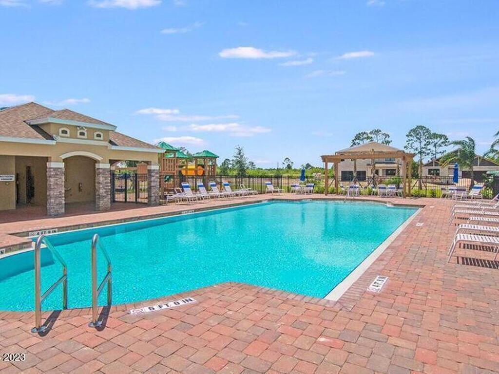 510 Old Country Road, Palm Bay, FL 32909