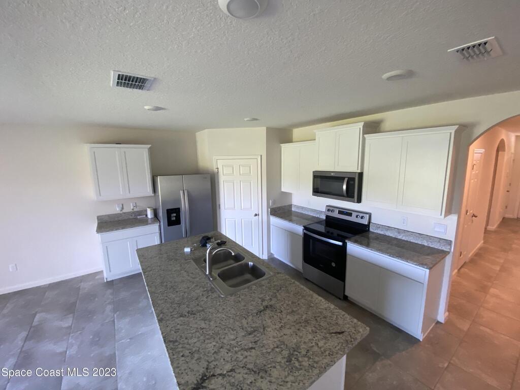 510 Old Country Road, Palm Bay, FL 32909