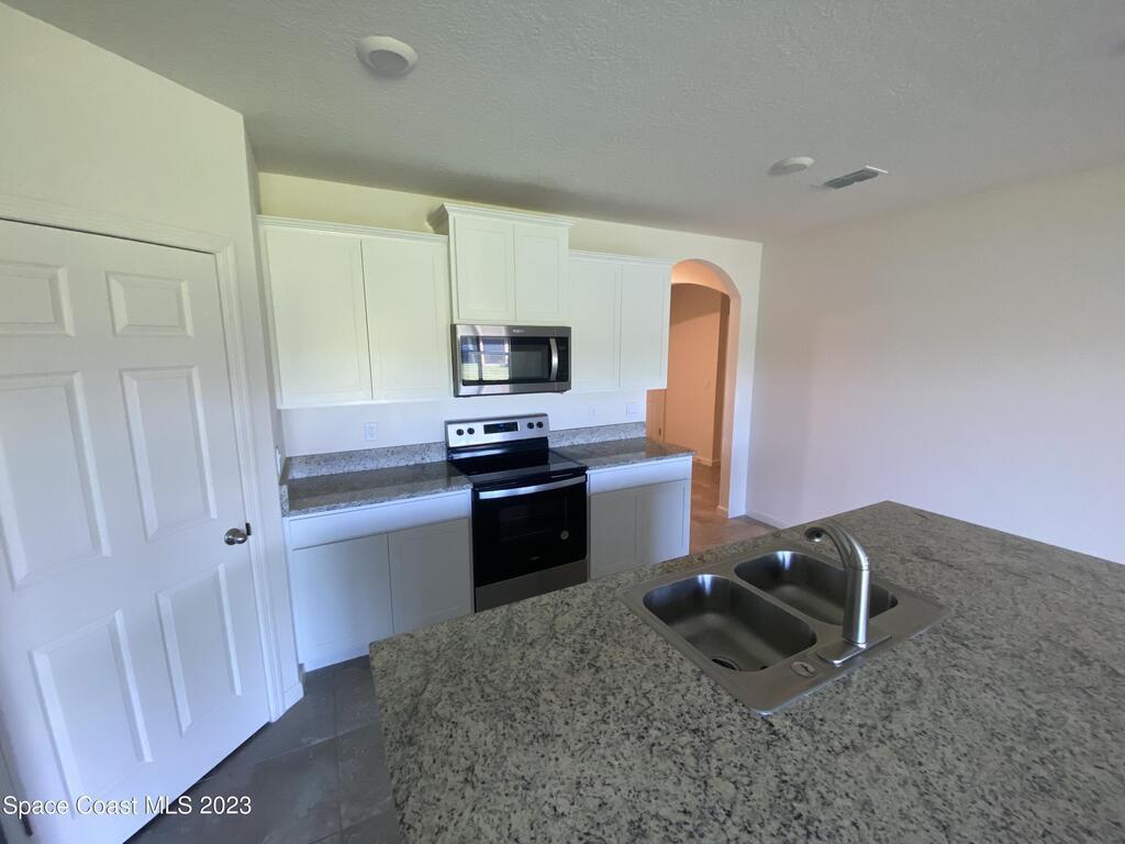 510 Old Country Road, Palm Bay, FL 32909