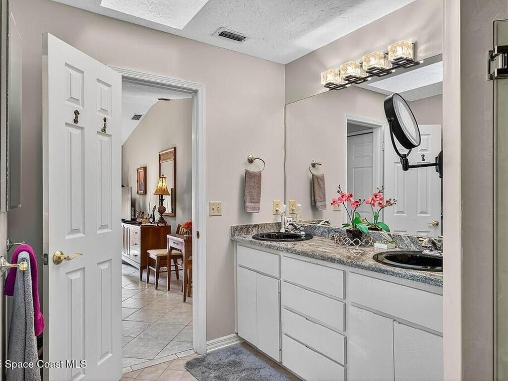 482 Arbor Street, Sebastian, FL 32958