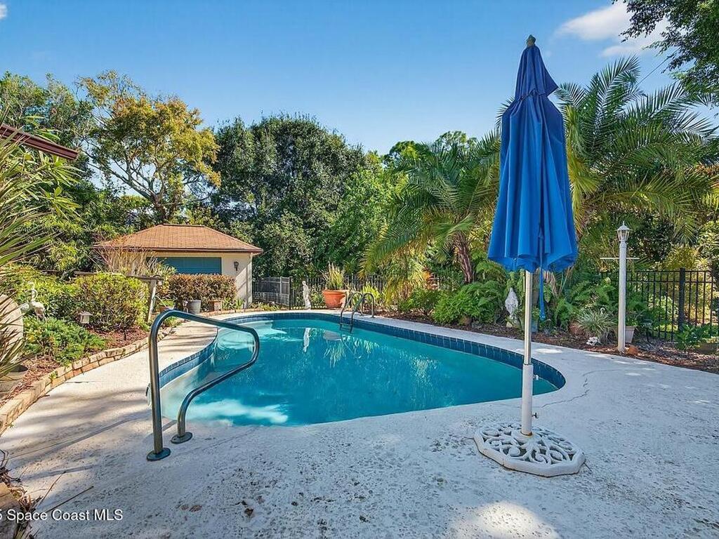 482 Arbor Street, Sebastian, FL 32958