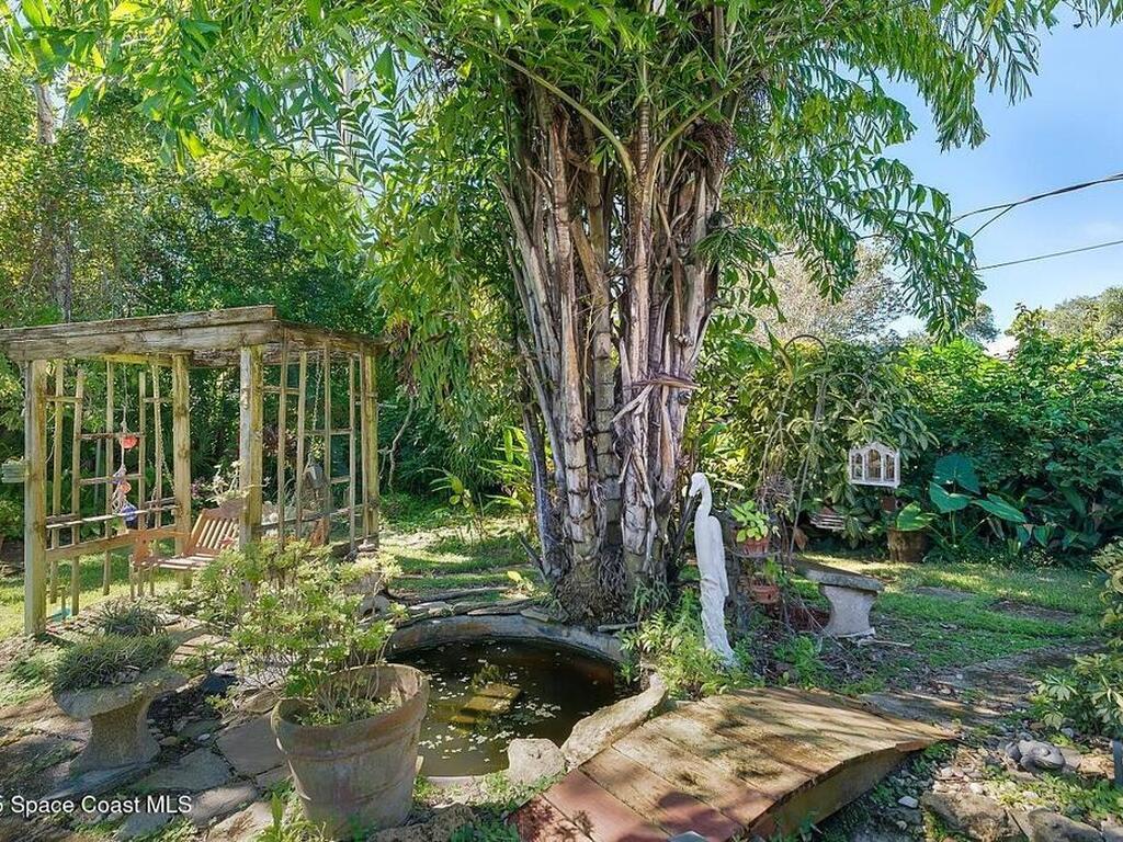 482 Arbor Street, Sebastian, FL 32958