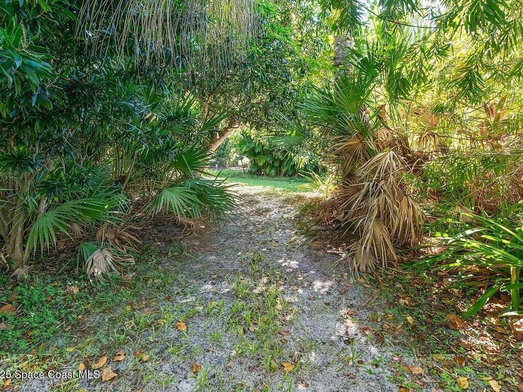 482 Arbor Street, Sebastian, FL 32958