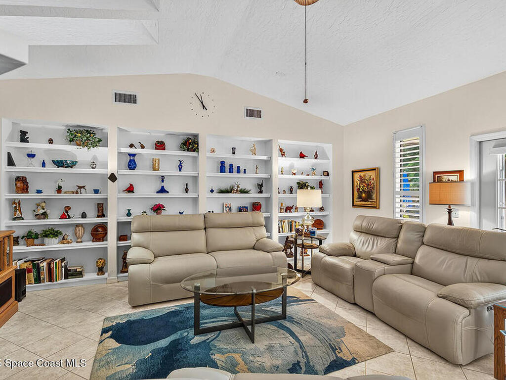 482 Arbor Street, Sebastian, FL 32958