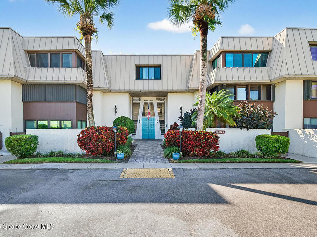 1800 SE Saint Lucie Boulevard, Stuart, FL 34996