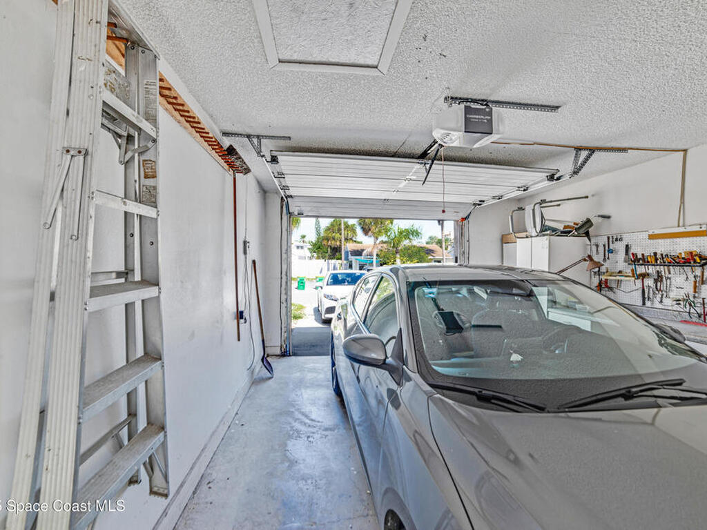 305 Taft Avenue, Cocoa Beach, FL 32931