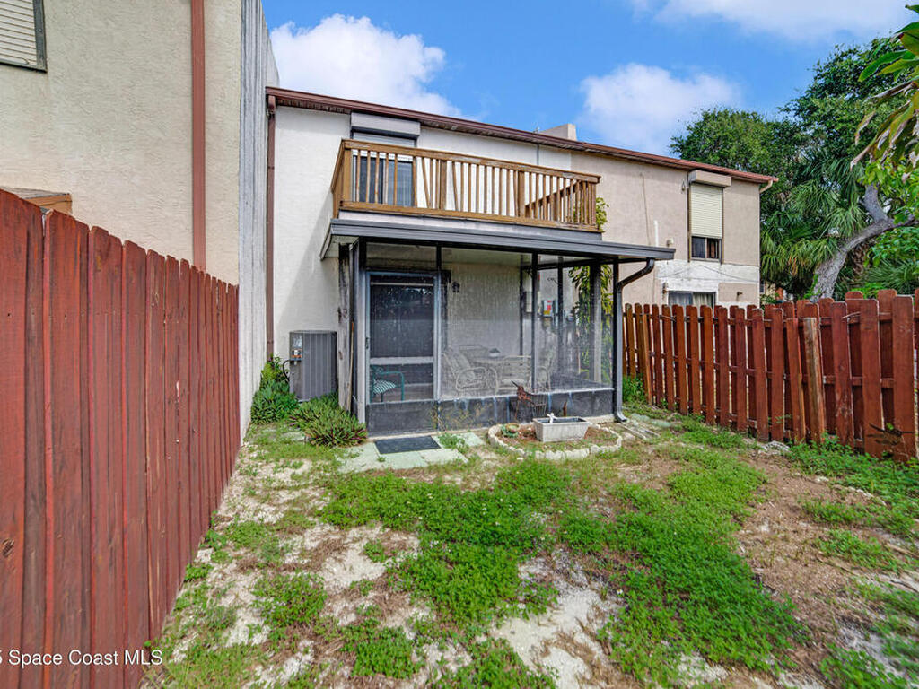 305 Taft Avenue, Cocoa Beach, FL 32931