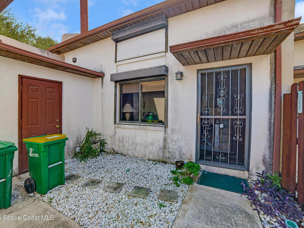 305 Taft Avenue, Cocoa Beach, FL 32931