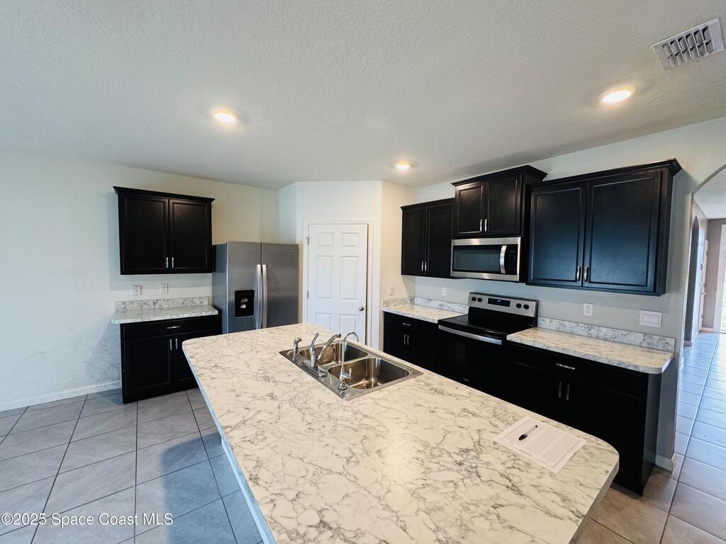 571 Coconut Street, Palm Bay, FL 32909