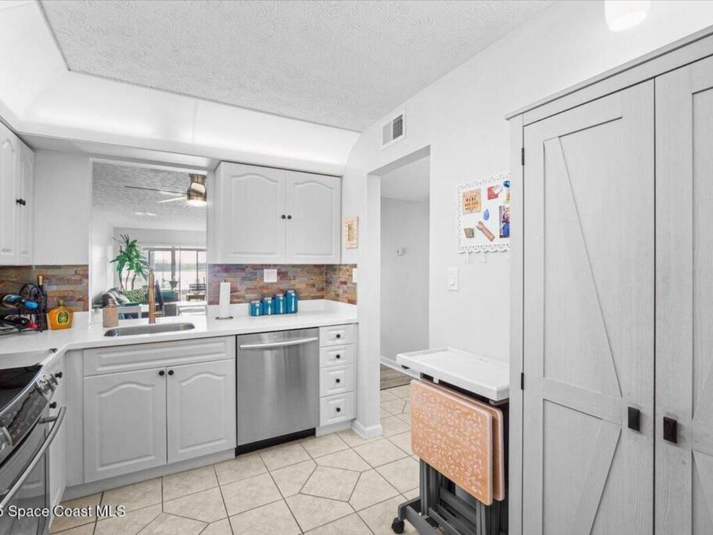 1611 Minutemen Causeway, Cocoa Beach, FL 32931