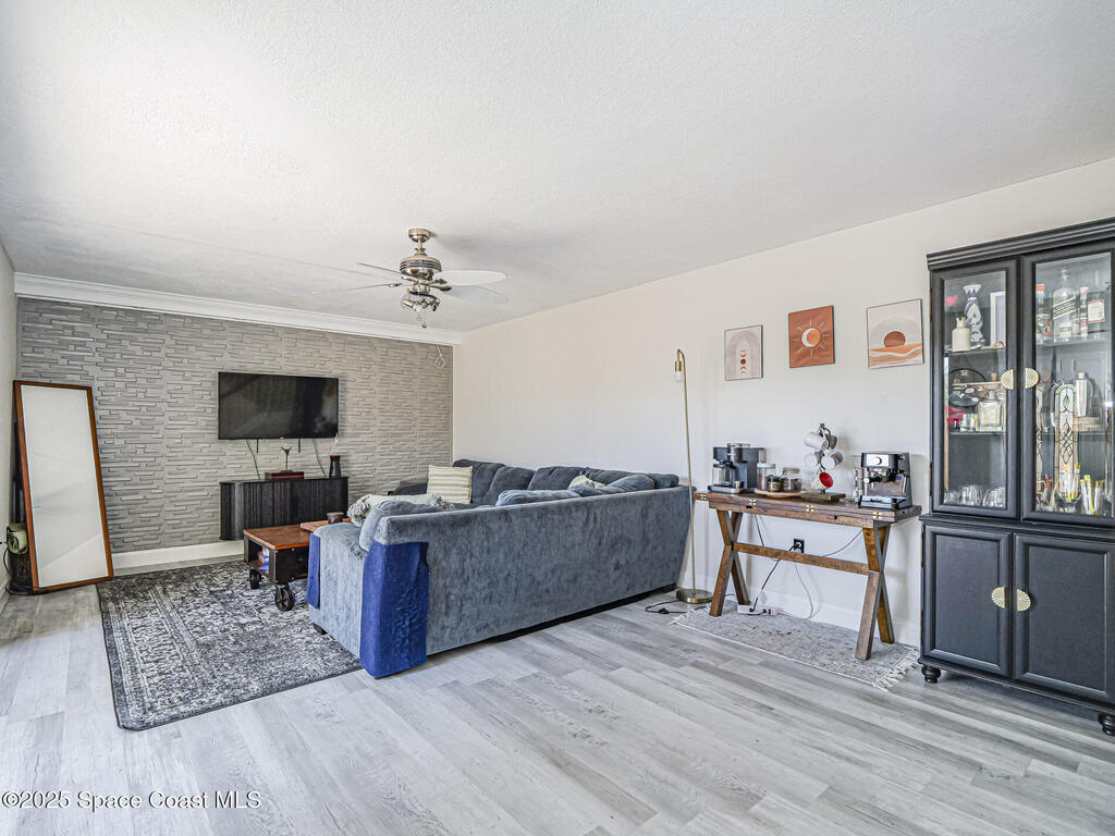 1170 6th Ave, Vero Beach, FL 32960