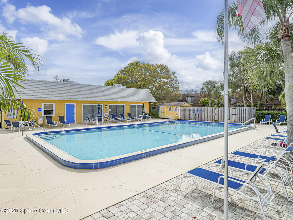 1170 6th Ave, Vero Beach, FL 32960