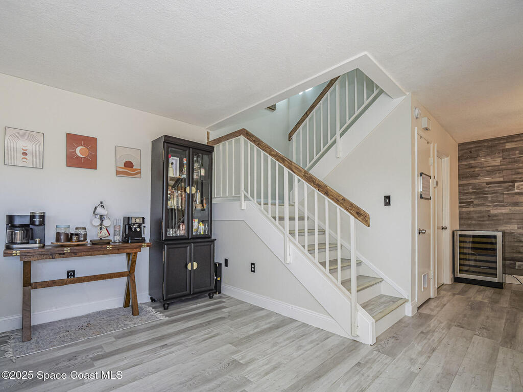 1170 6th Ave, Vero Beach, FL 32960