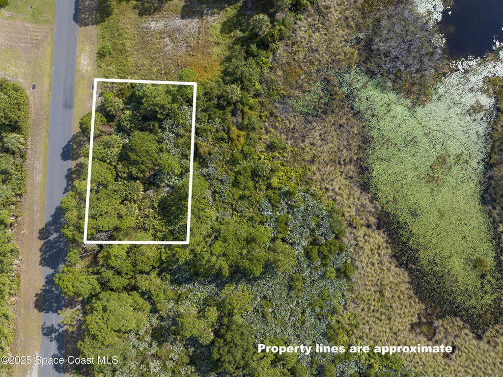 11th Street, Sebastian, FL 32976