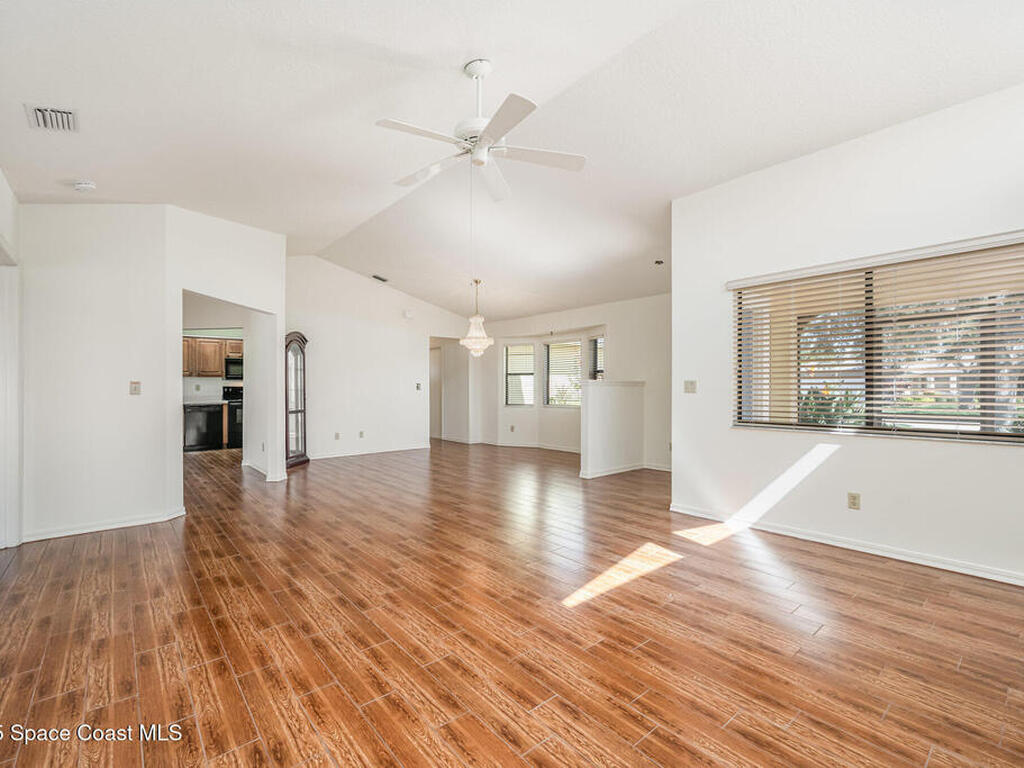 1652 Independence Avenue, Suntree, FL 32940