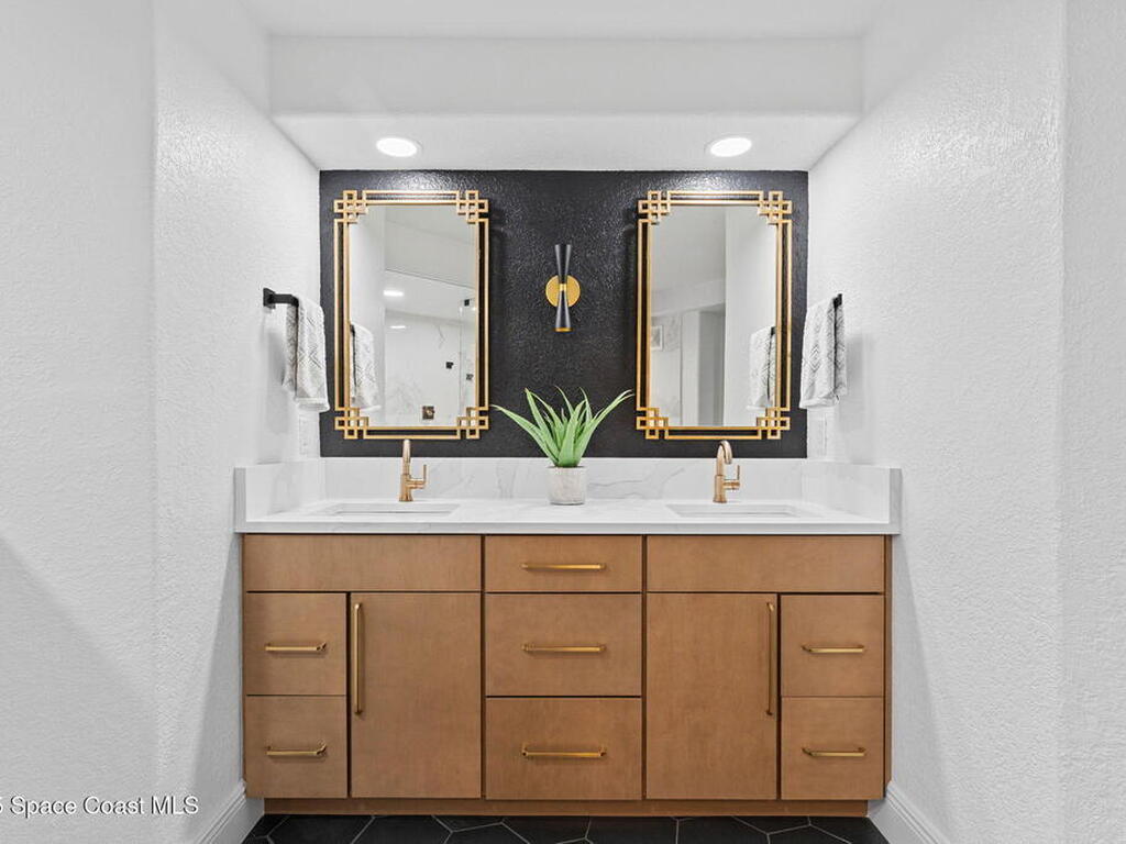 1493 S Atlantic Avenue, Cocoa Beach, FL 32931