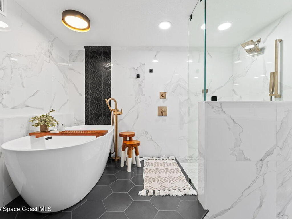 1493 S Atlantic Avenue, Cocoa Beach, FL 32931