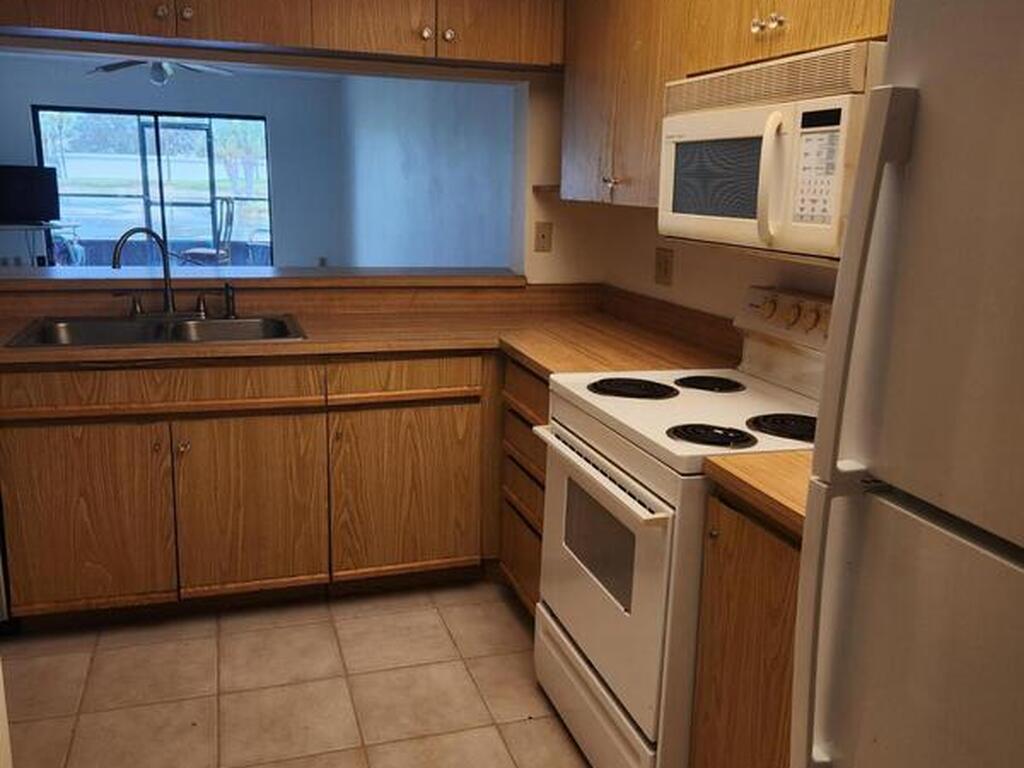 3165 N Atlantic Avenue, Cocoa Beach, FL 32931