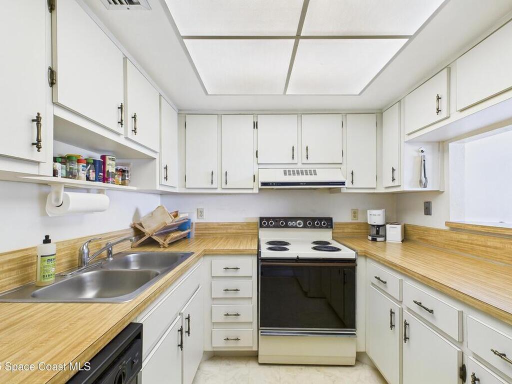 21 Cove Road, Melbourne Beach, FL 32951