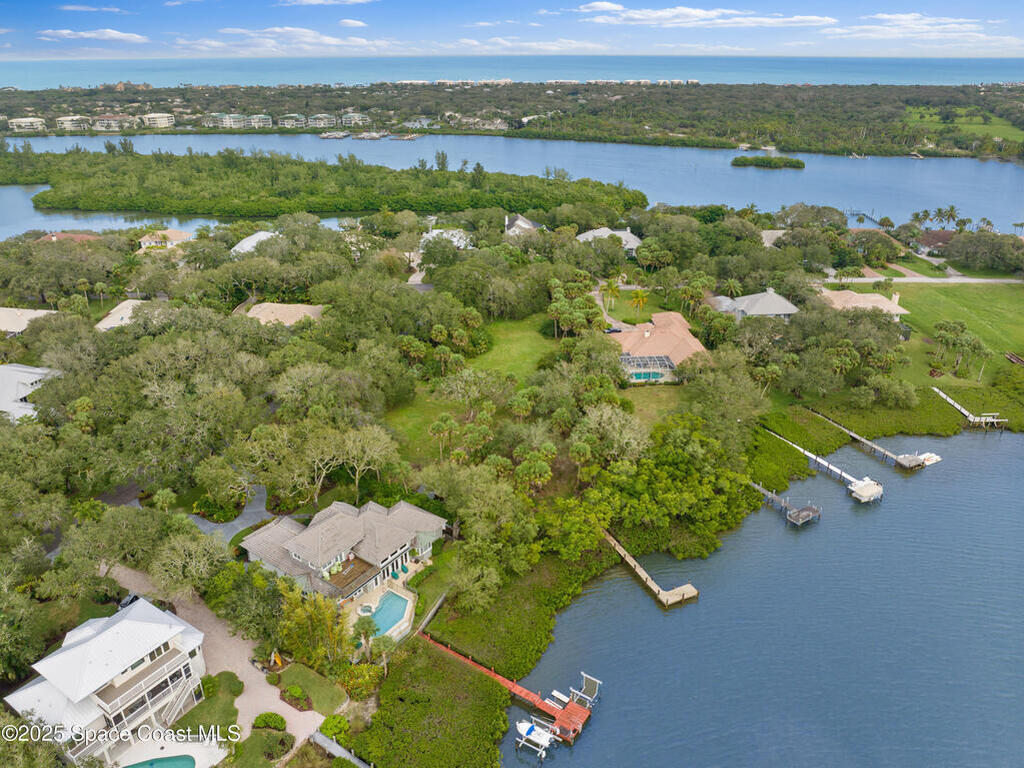 2545 Riverview Court, Vero Beach, FL 32963