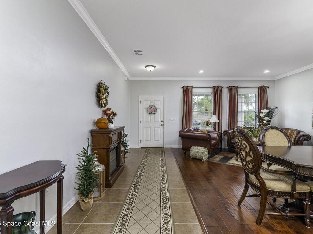 1972 Snapdragon Drive, Palm Bay, FL 32907