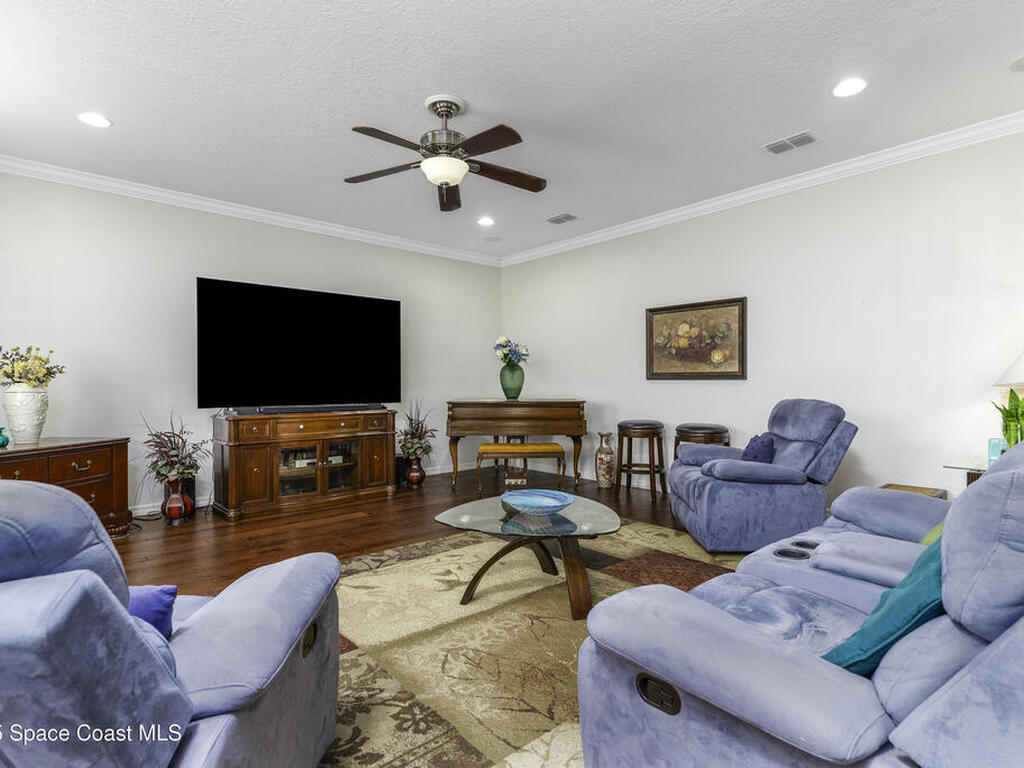 1972 Snapdragon Drive, Palm Bay, FL 32907