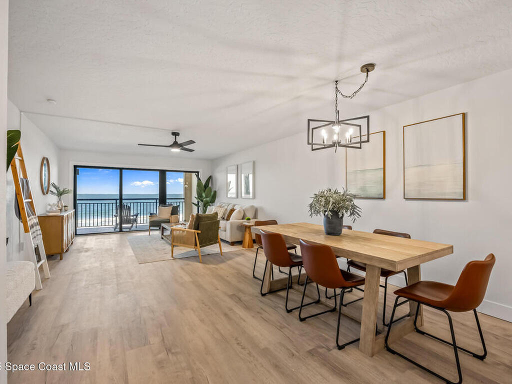1305 S Atlantic Avenue, Cocoa Beach, FL 32931