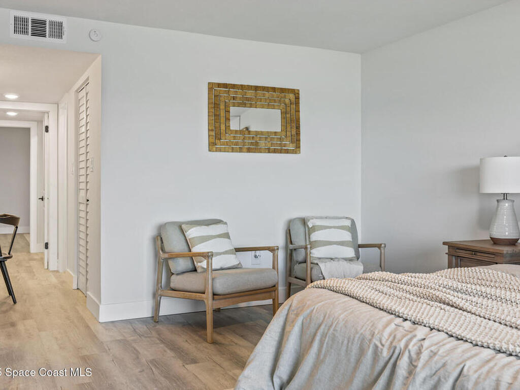 1305 S Atlantic Avenue, Cocoa Beach, FL 32931