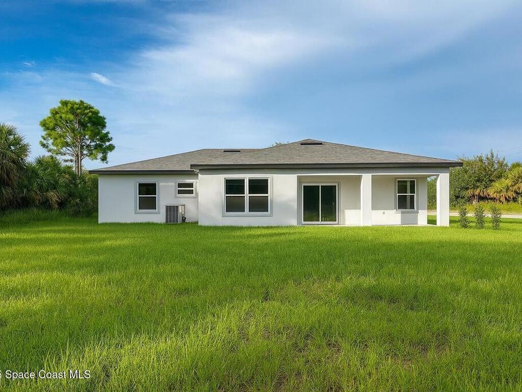 200 Farley Street, Palm Bay, FL 32908