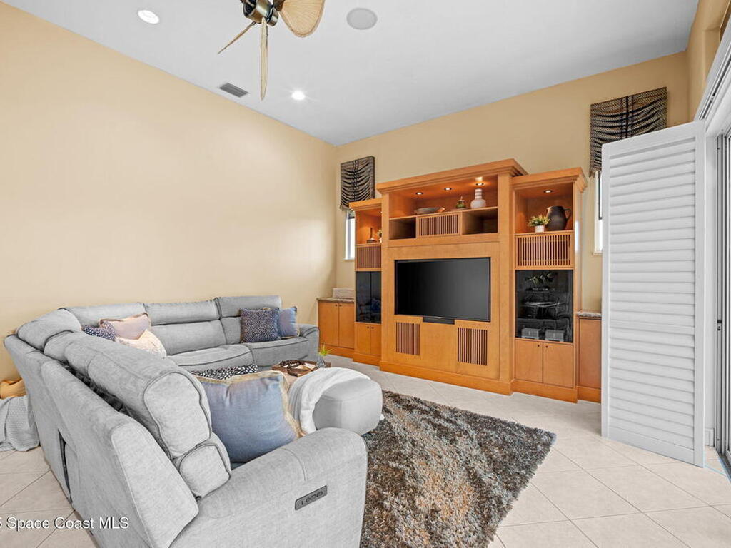 618 Deerhurst Drive, Suntree, FL 32940