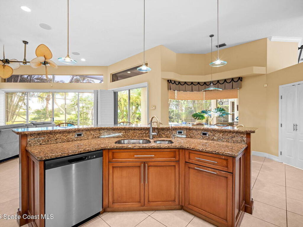 618 Deerhurst Drive, Suntree, FL 32940