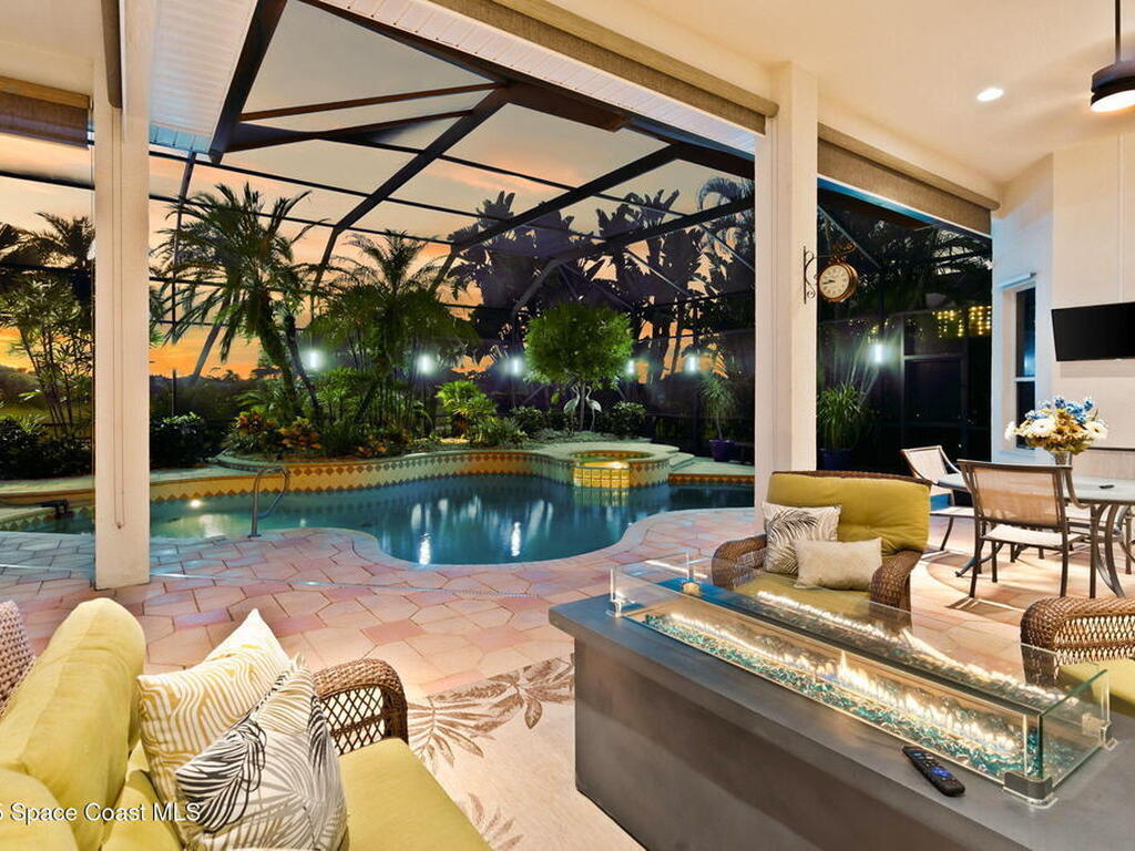 618 Deerhurst Drive, Suntree, FL 32940