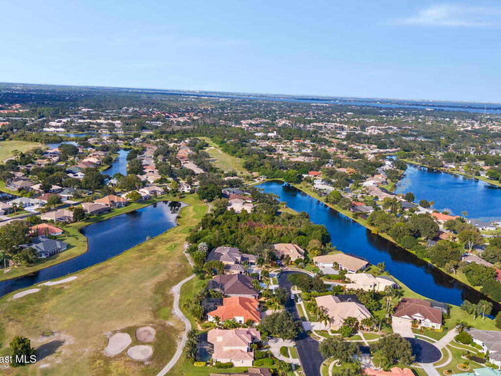 618 Deerhurst Drive, Suntree, FL 32940