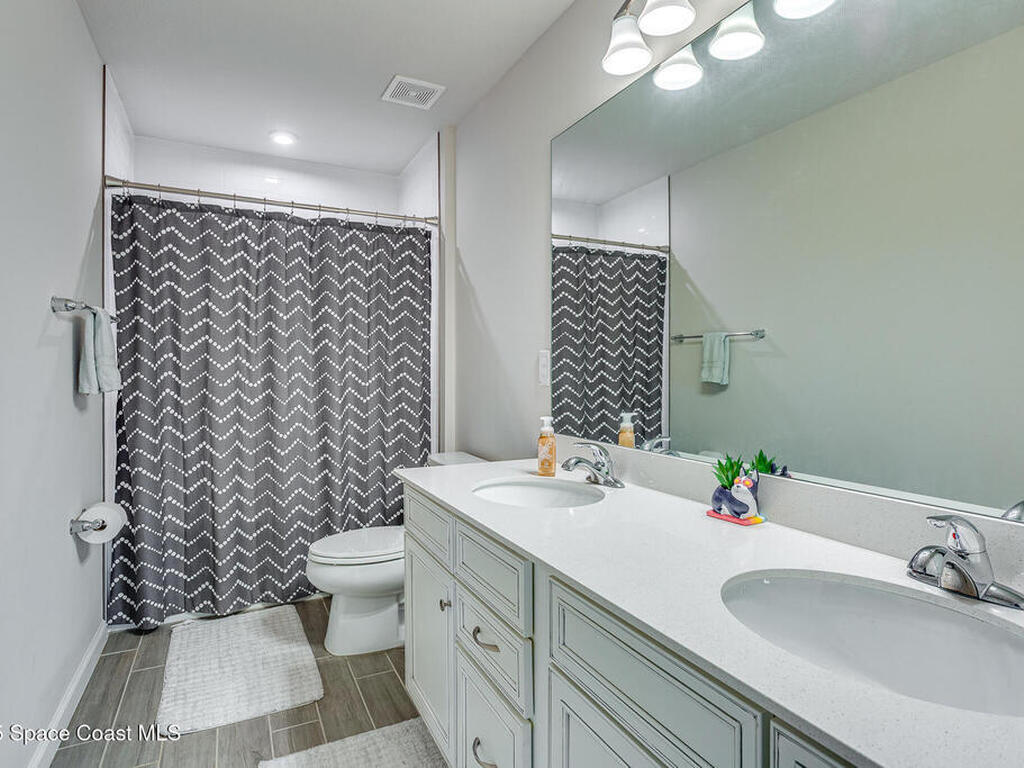 6765 Canterbridge Drive, Vero Beach, FL 32967