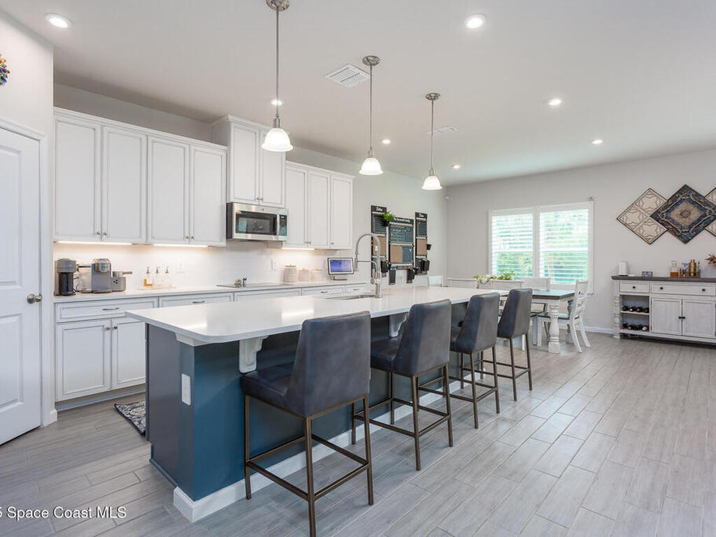 6765 Canterbridge Drive, Vero Beach, FL 32967