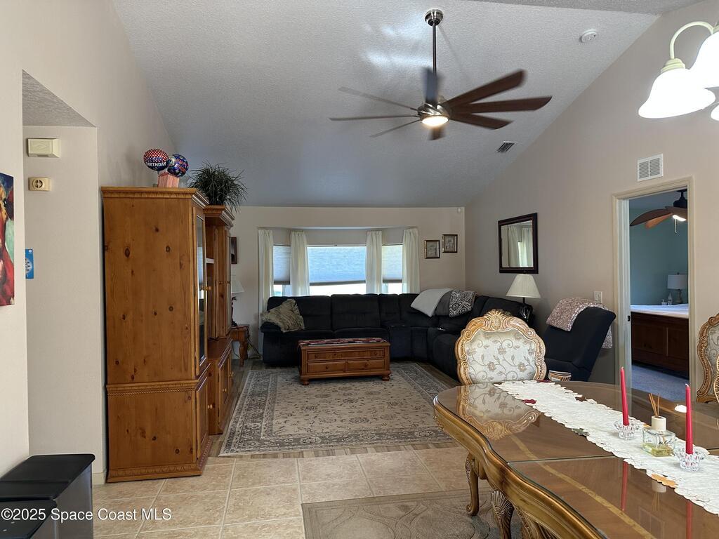 9225 Private Lane, Palm Bay, FL 32909