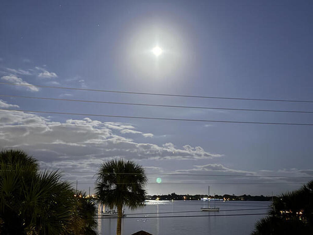 29 Riverside Drive, Cocoa, FL 32922