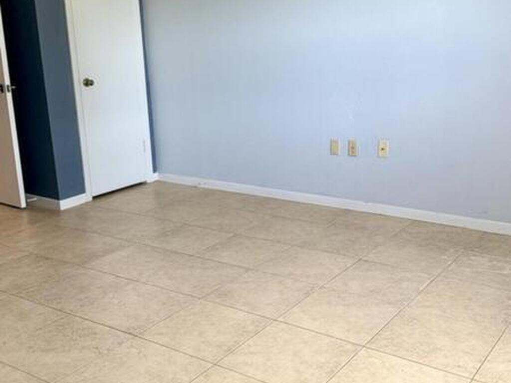 190 Paradise Boulevard, Melbourne, FL 32903