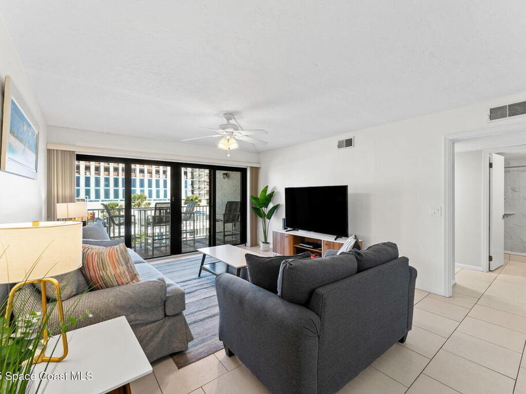 1050 N Atlantic Avenue, Cocoa Beach, FL 32931