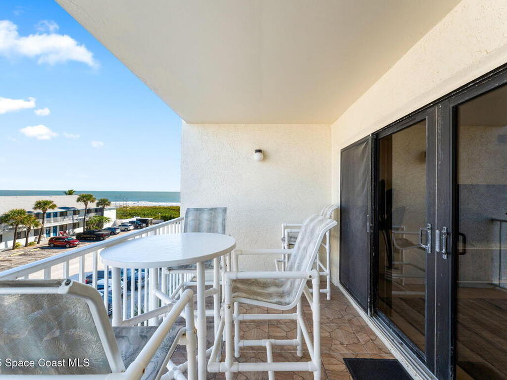 1050 N Atlantic Avenue, Cocoa Beach, FL 32931