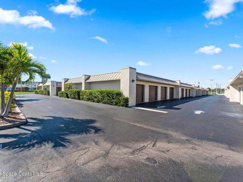 1050 N Atlantic Avenue, Cocoa Beach, FL 32931