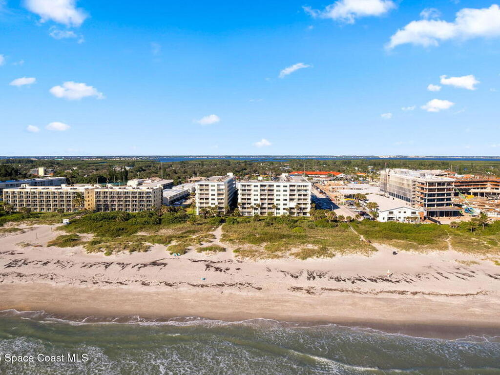 1050 N Atlantic Avenue, Cocoa Beach, FL 32931