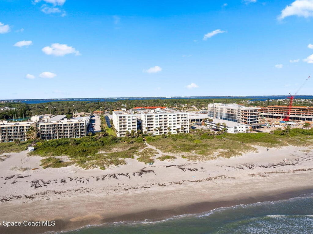 1050 N Atlantic Avenue, Cocoa Beach, FL 32931